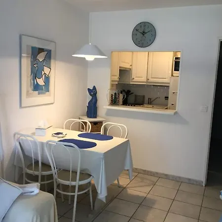 Appartement 36 M With Balcony And Pool Near Beaches *